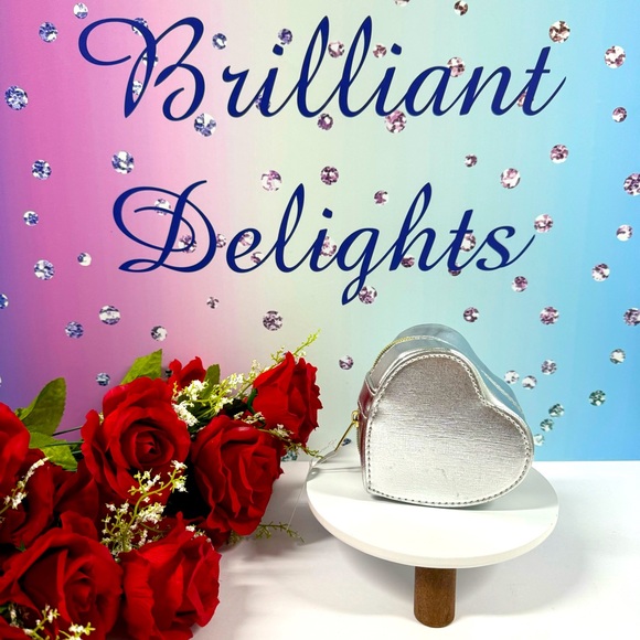 🩶SILVER HEART JEWELRY BOX - Picture 1 of 6